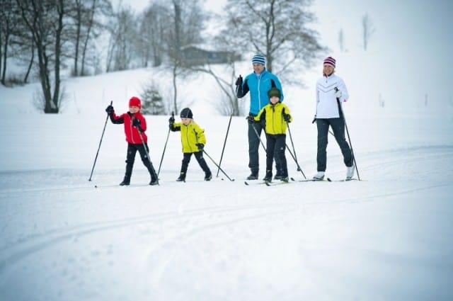 family winter activities cross country skiing